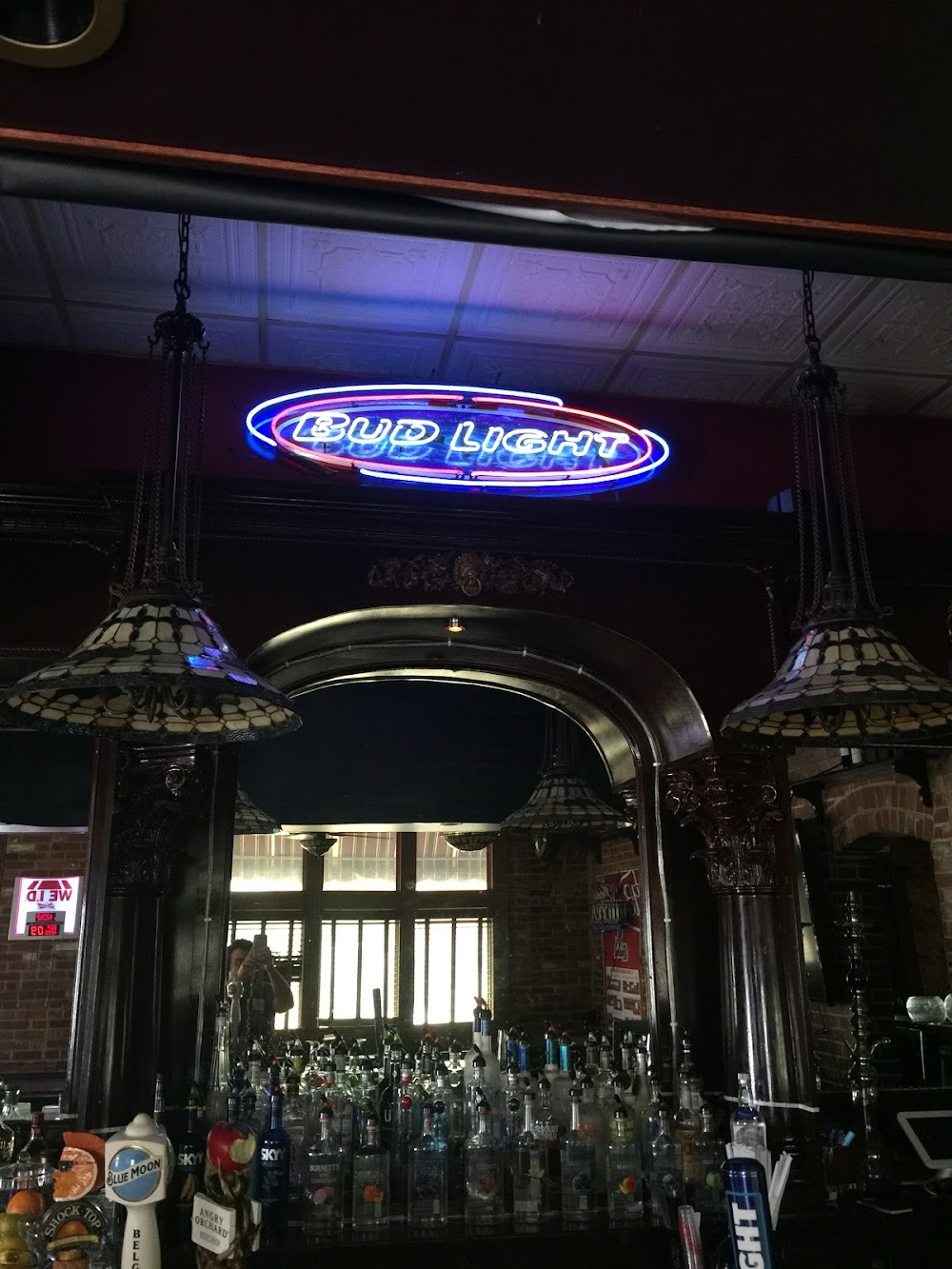 LAVA LOUNGE Bar & Hookah