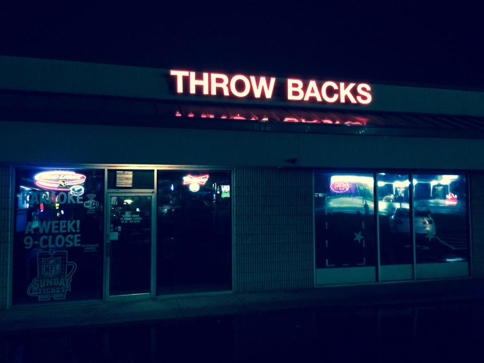 Throw Backs Bar & Grill